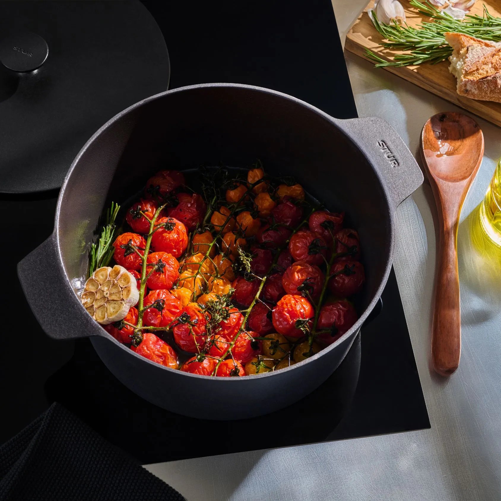 Gusseisenbräter 28 cm + Griffschutz Duo schwarz